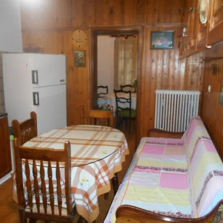Next To The Gardens Aliartos