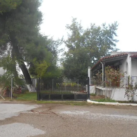 Next To The Gardens Villa